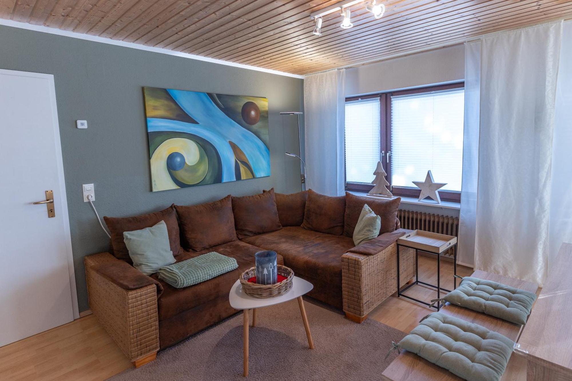 Elw, Sep. Eingang, Ueberdachte Terrasse, Naehe Backnang Apartman Althutte Kültér fotó