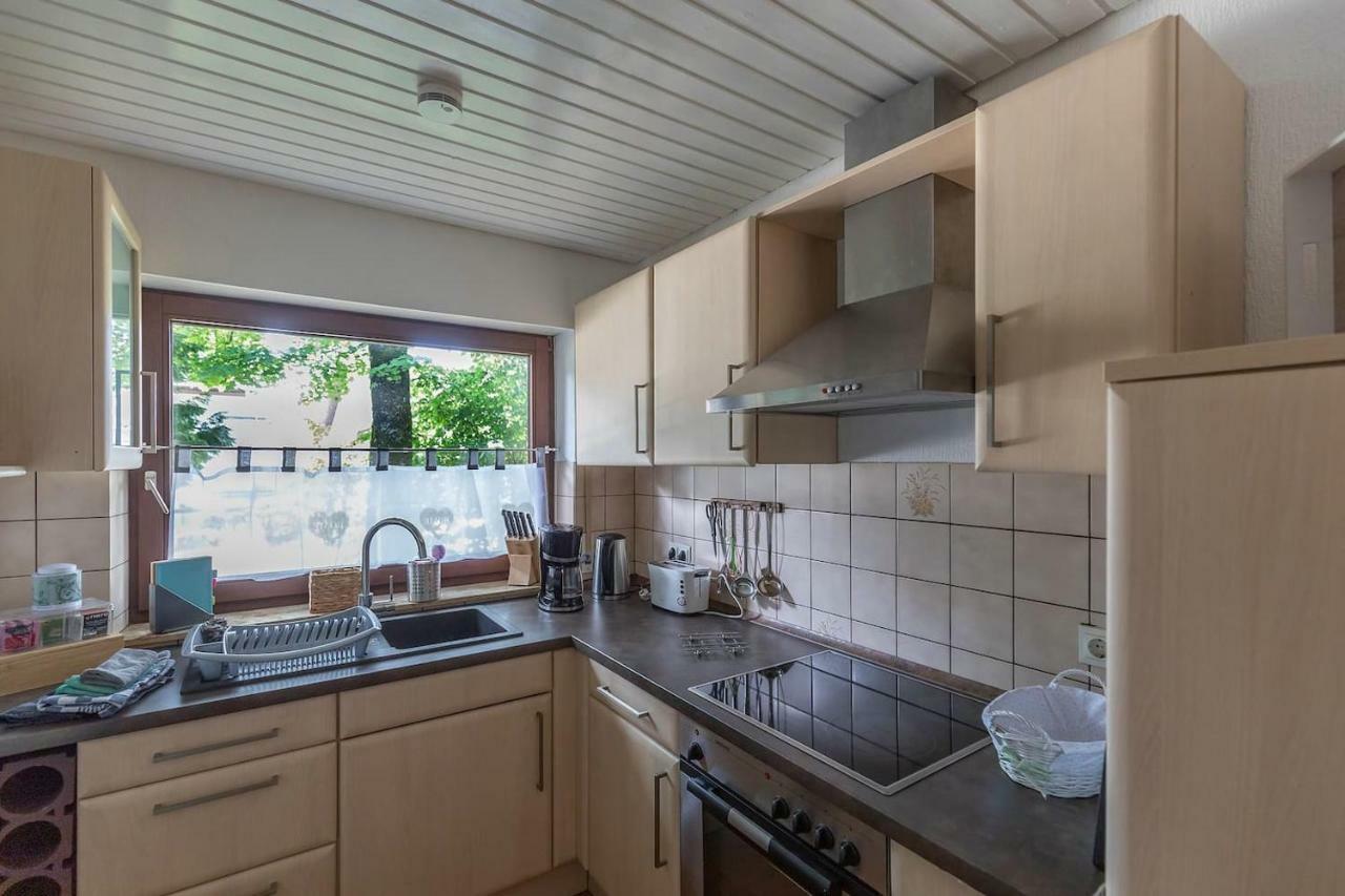 Elw, Sep. Eingang, Ueberdachte Terrasse, Naehe Backnang Apartman Althutte Kültér fotó